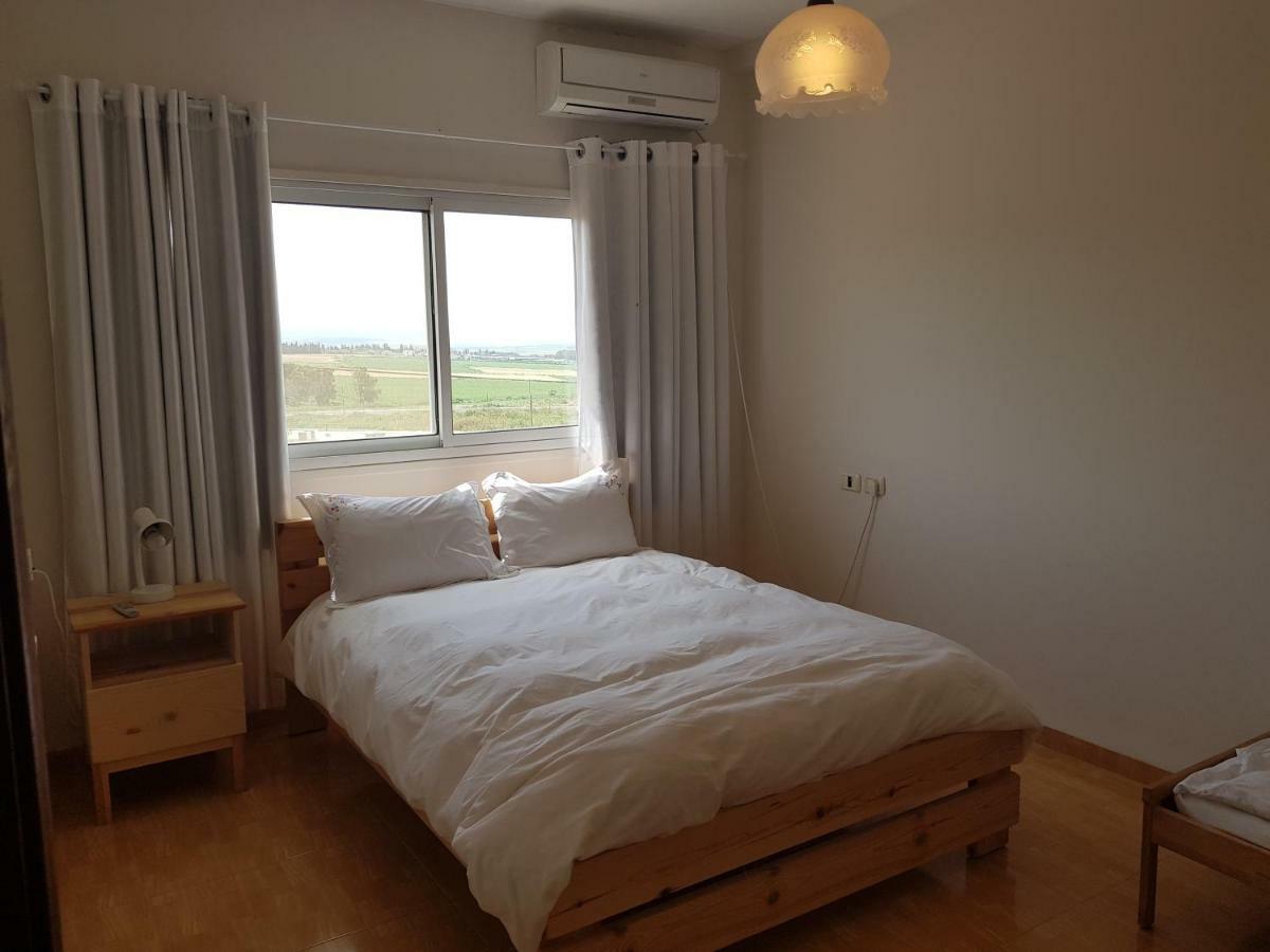 Bertha'S Coffee Apartment Afula Bagian luar foto